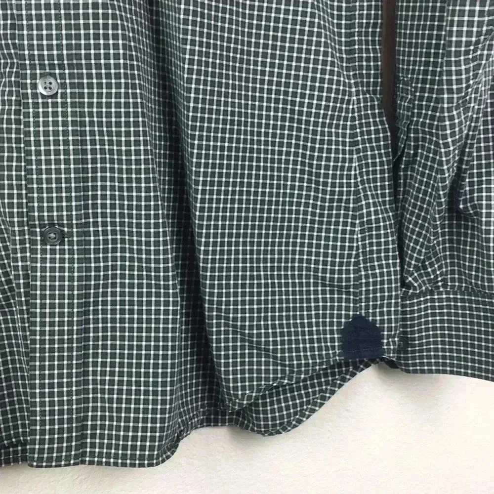 Banana Republic Size Medium 15-15.5 Button Down